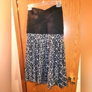 Express Size Large Gorgeous Strapless Dress
